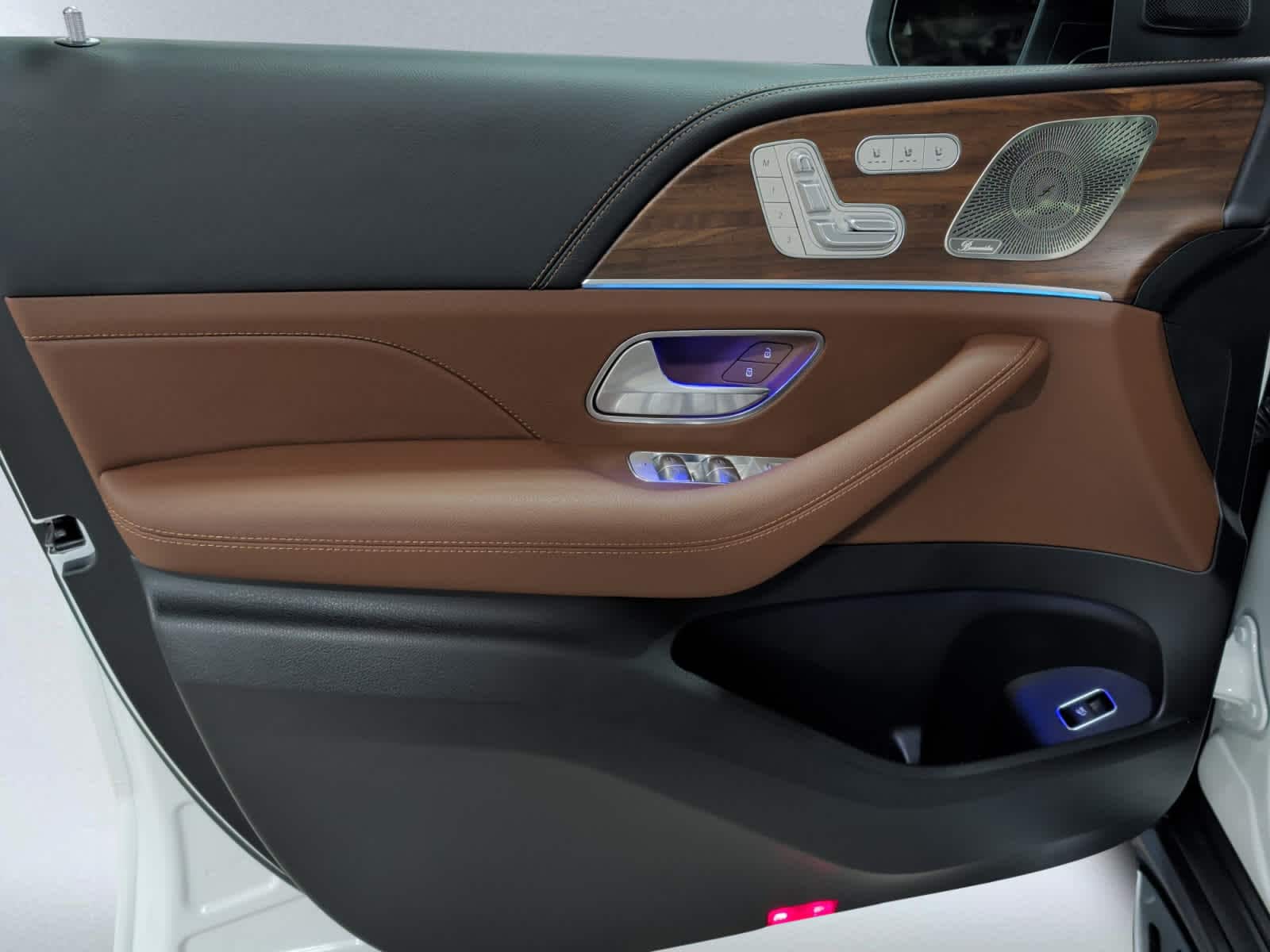 used 2025 Mercedes-Benz GLE 350 car, priced at $67,988