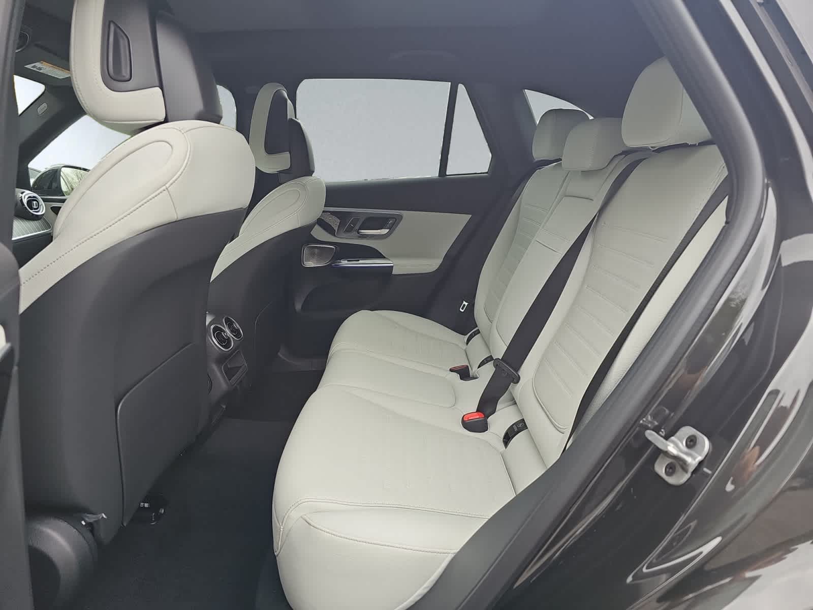 new 2026 Mercedes-Benz GLC 300 car