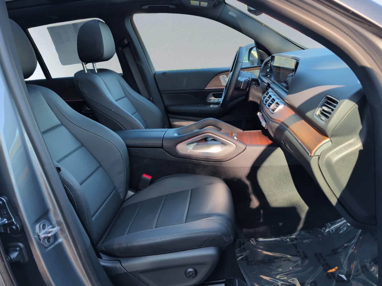 used 2026 Mercedes-Benz GLE 350 car, priced at $59,998