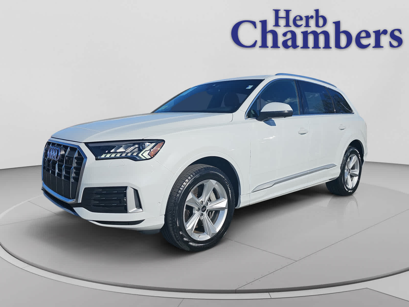 used 2024 Audi Q7 car, priced at $38,498