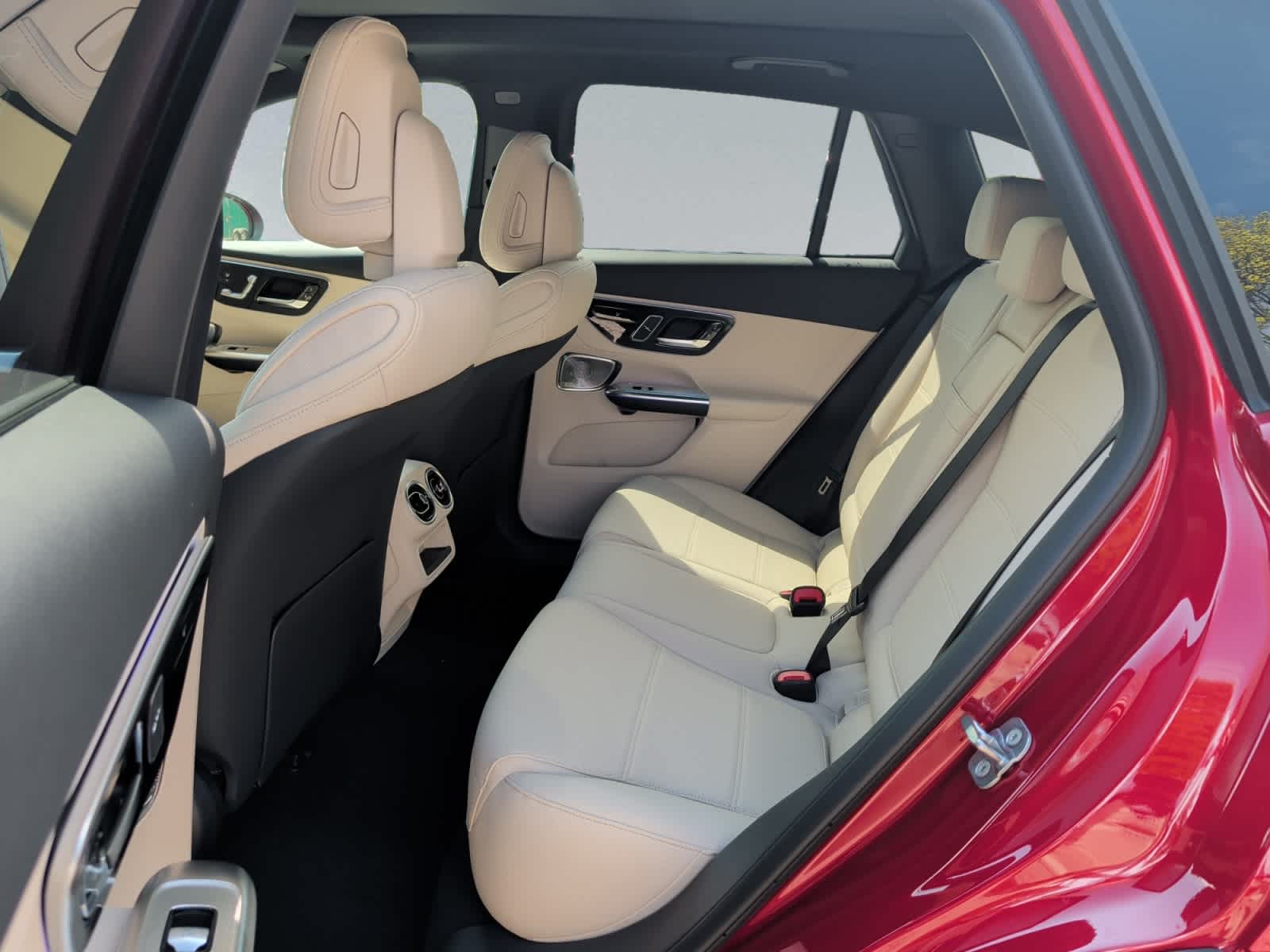 new 2026 Mercedes-Benz GLC 300 car