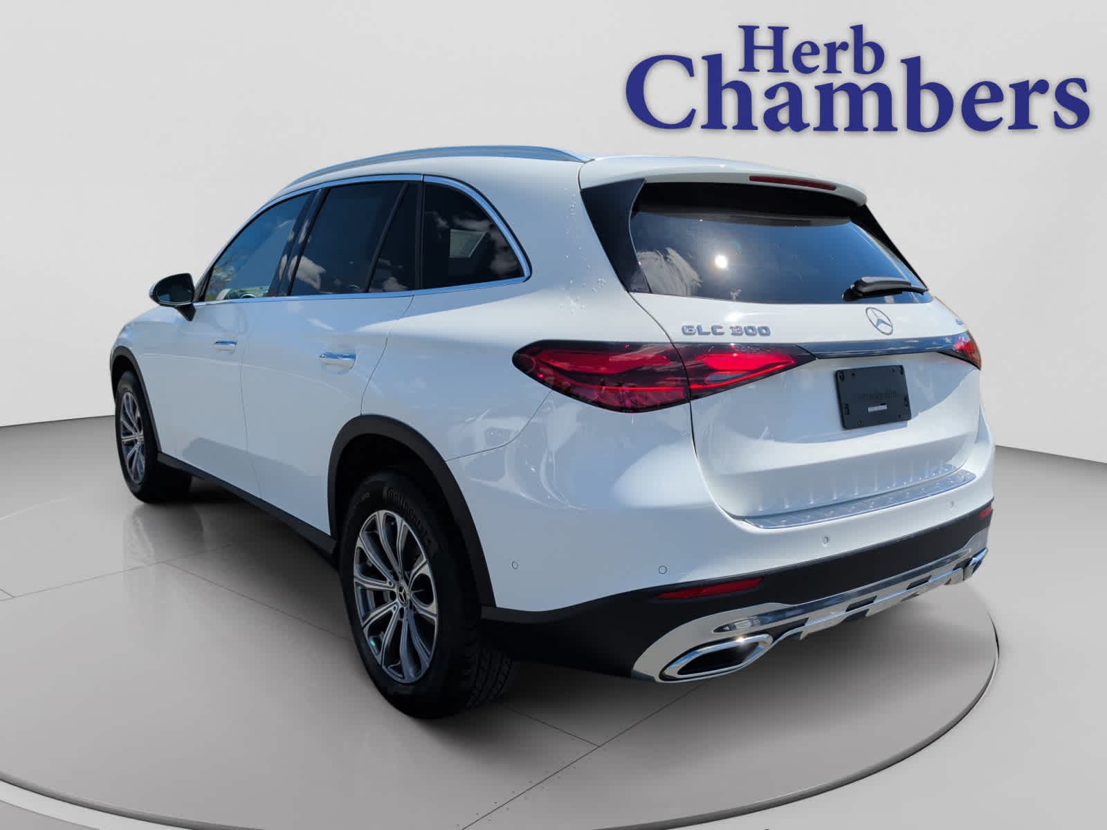 used 2023 Mercedes-Benz GLC 300 car, priced at $39,798