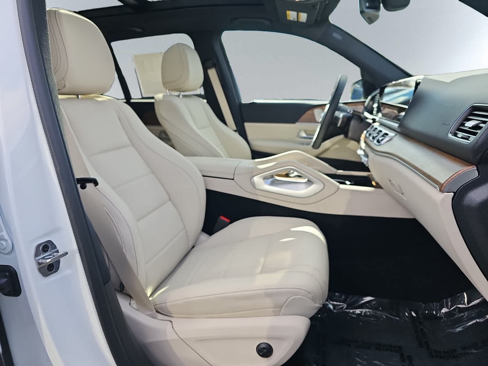 used 2026 Mercedes-Benz GLE 350 car, priced at $67,998