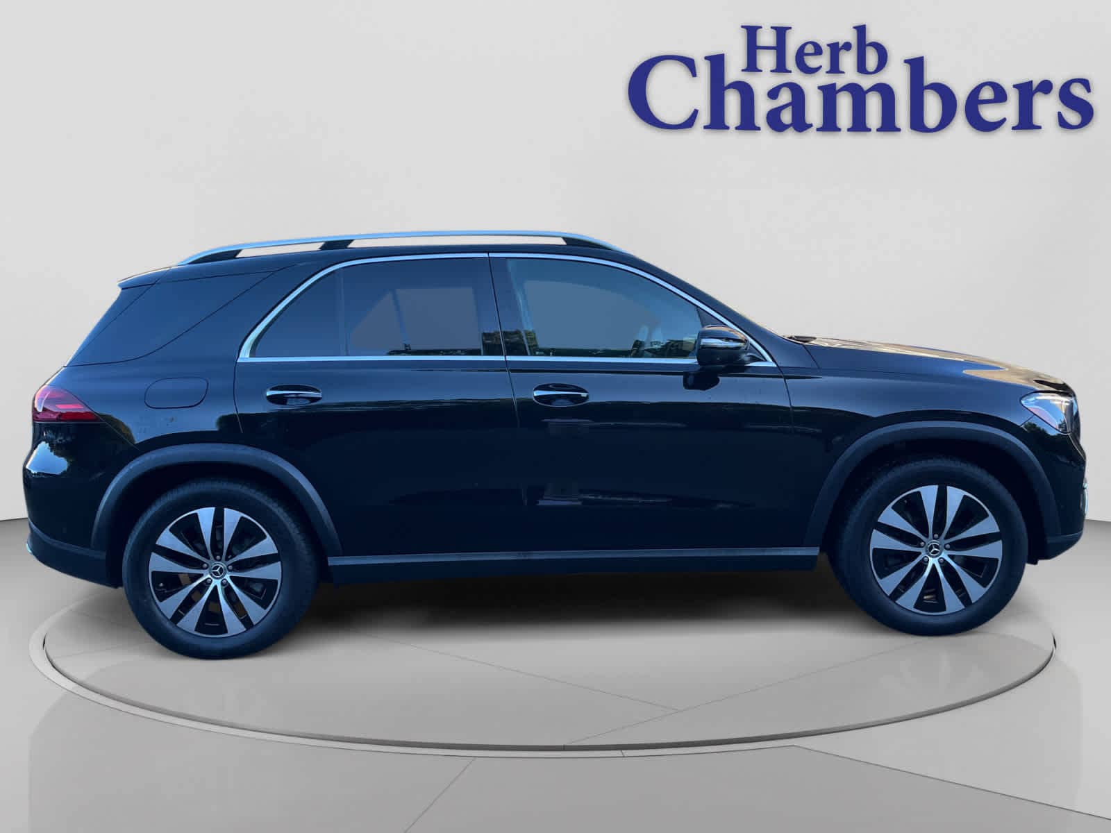 used 2024 Mercedes-Benz GLE 350 car, priced at $53,988