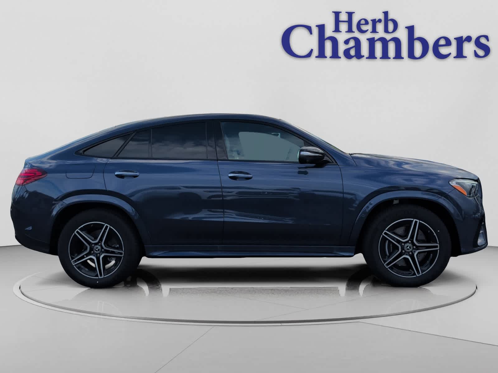 new 2026 Mercedes-Benz GLE 450 car