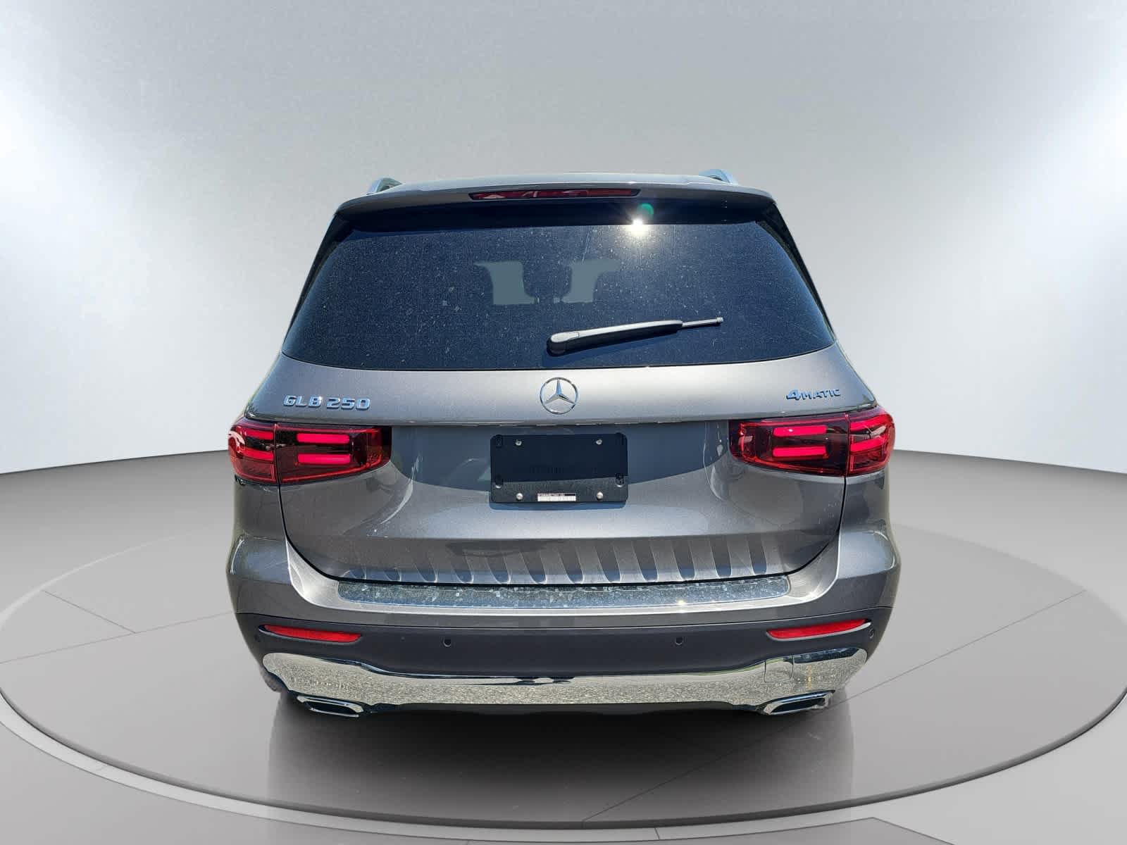new 2026 Mercedes-Benz GLB 250 car