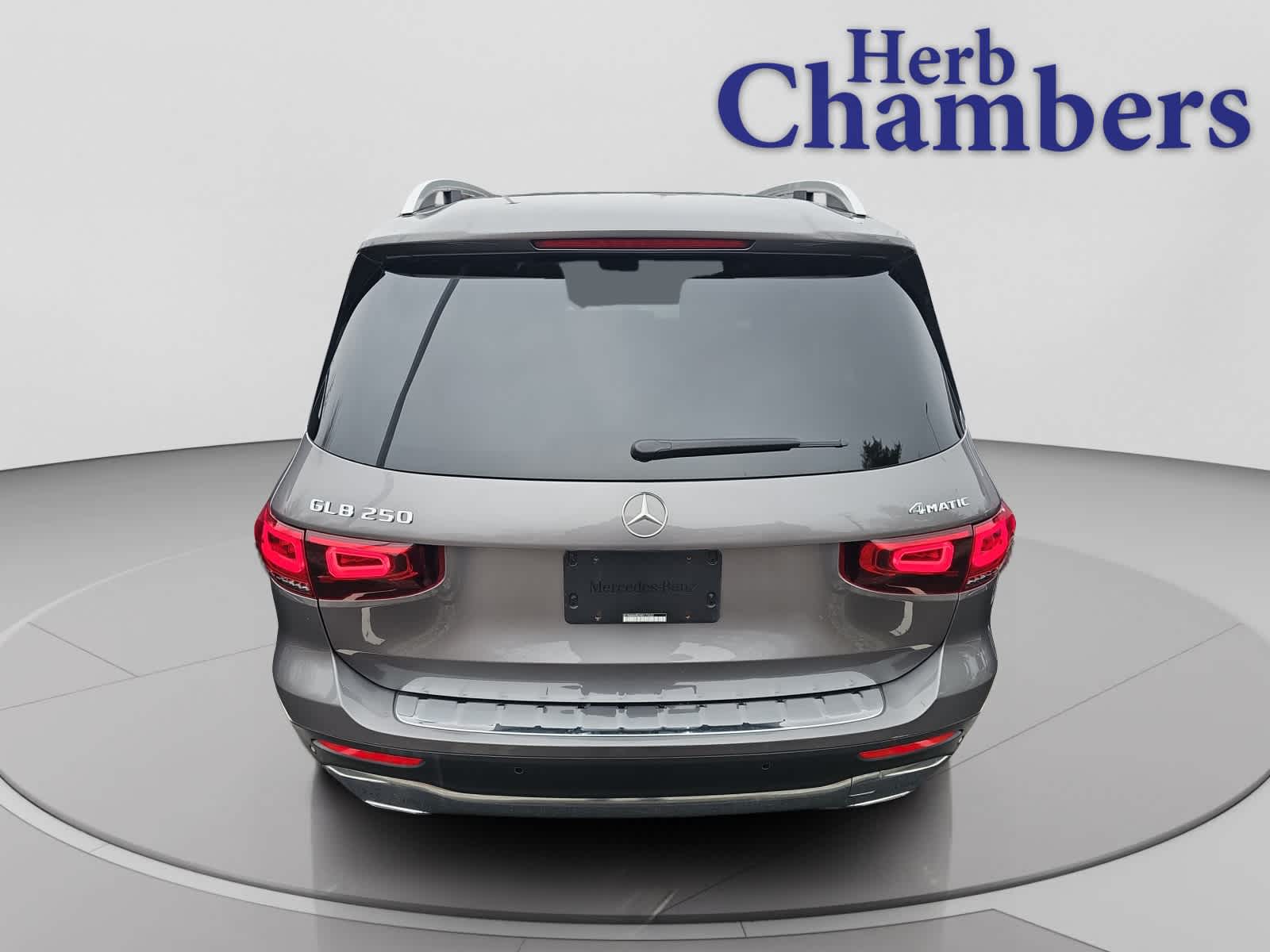 used 2022 Mercedes-Benz GLB 250 car, priced at $28,998