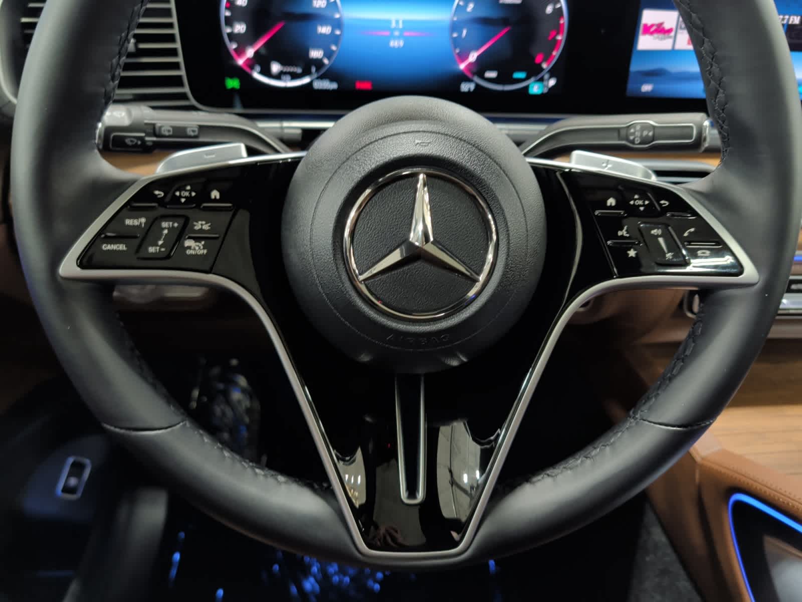 used 2025 Mercedes-Benz GLE 350 car, priced at $67,988