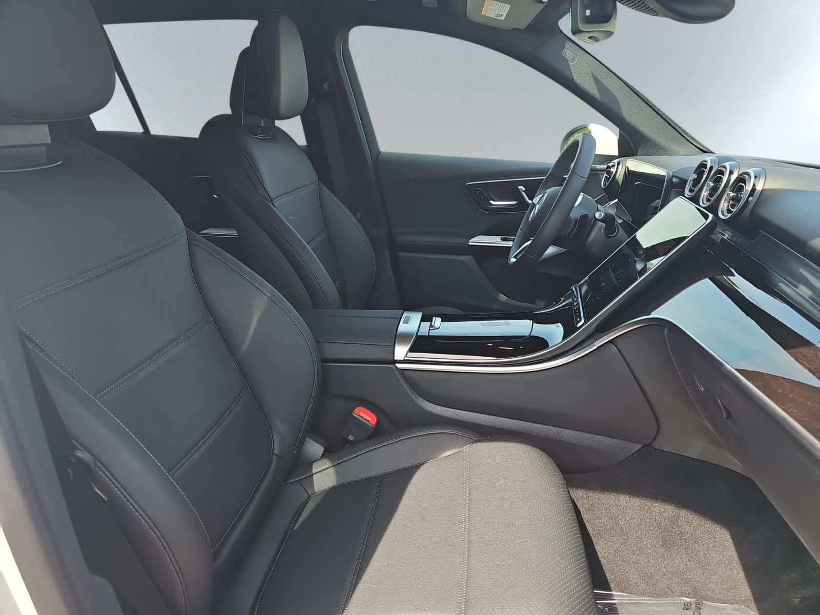 used 2026 Mercedes-Benz GLC 300 car, priced at $48,998
