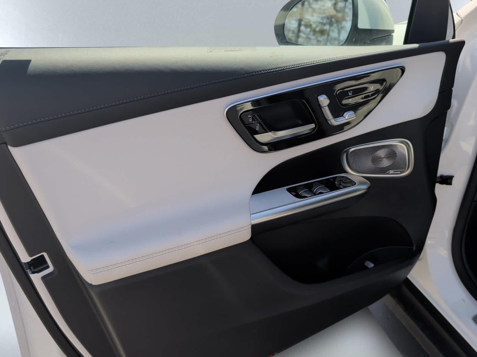 new 2026 Mercedes-Benz GLC 300 car