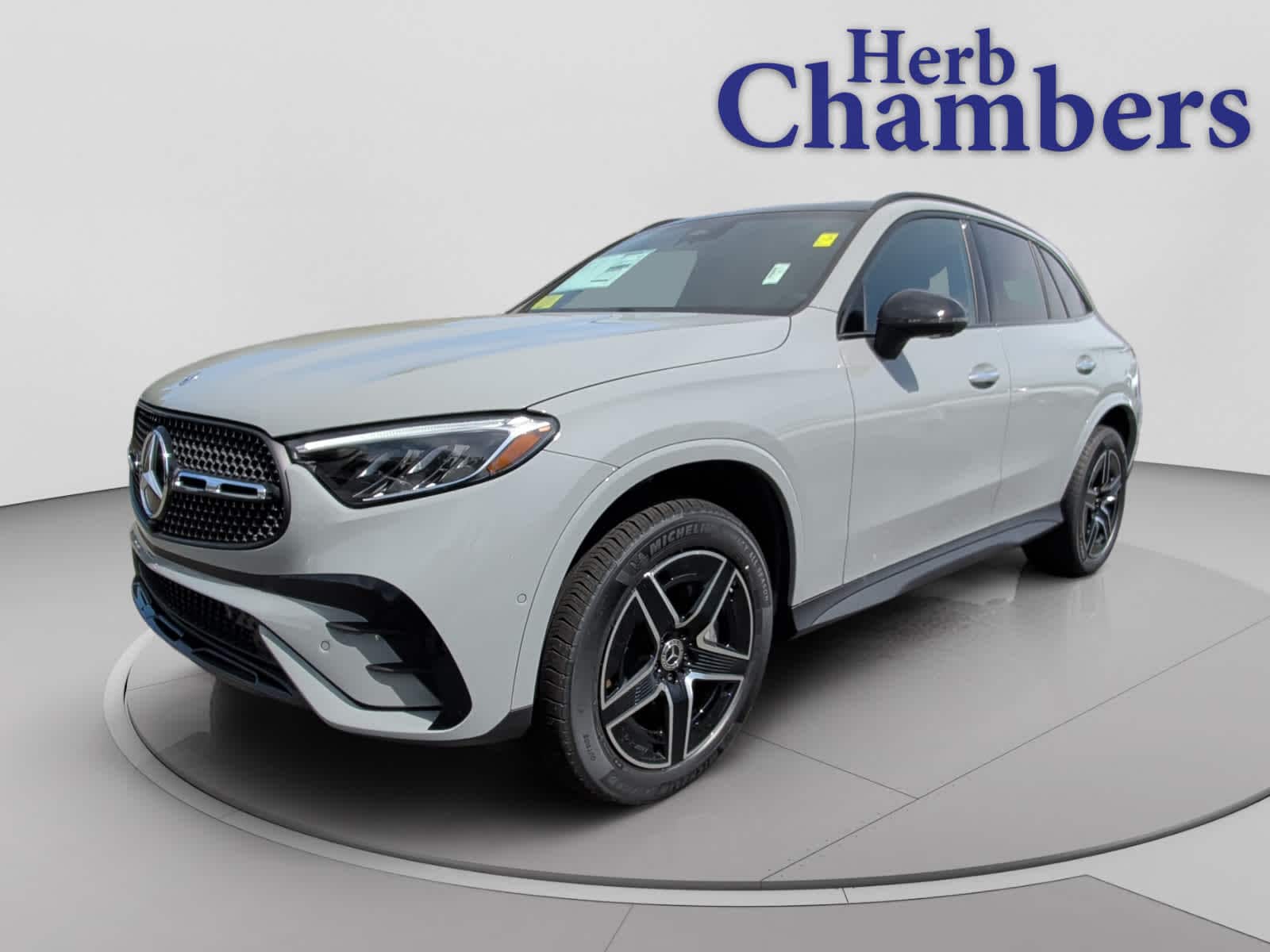 new 2026 Mercedes-Benz GLC 300 car