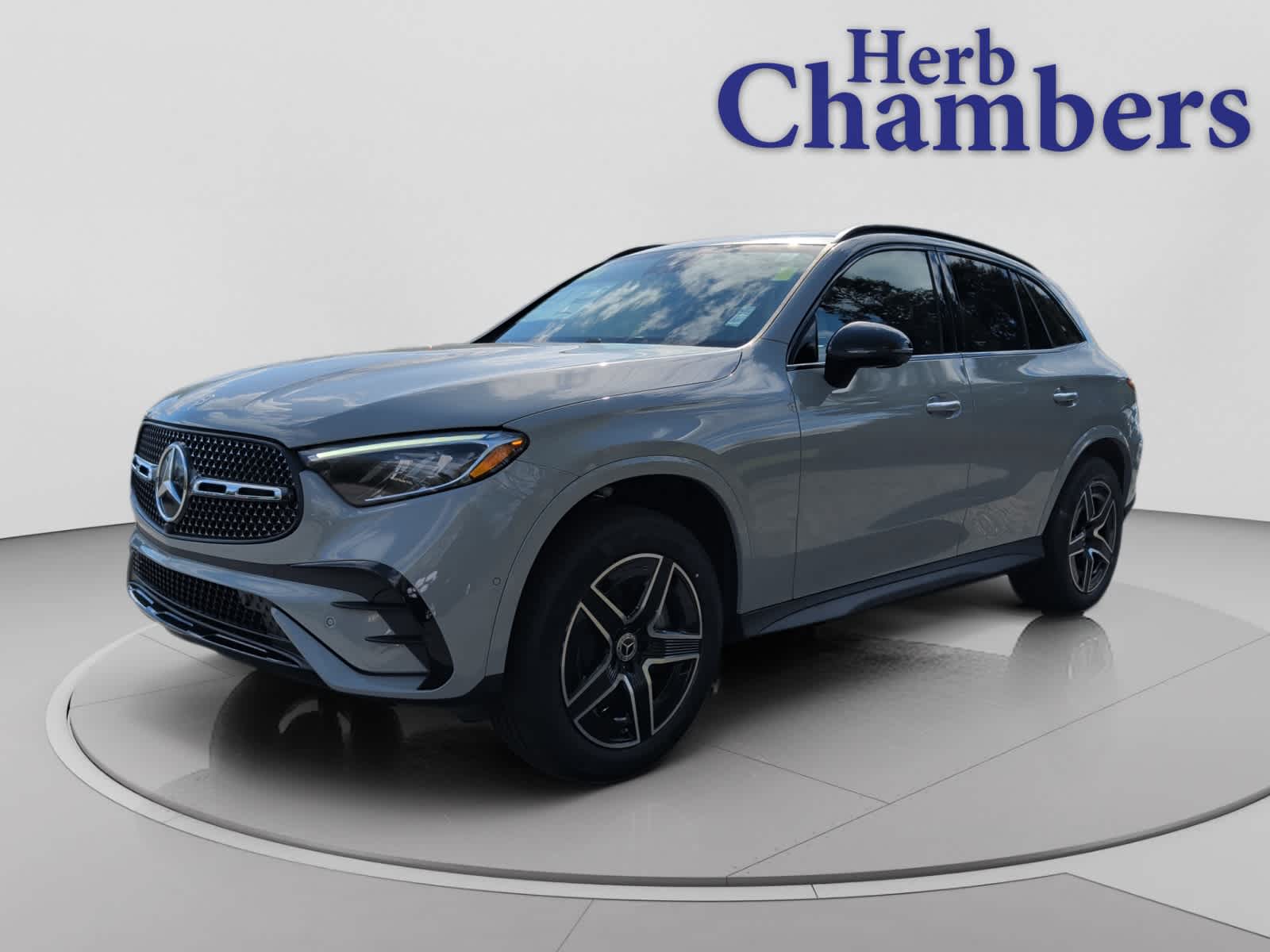 new 2026 Mercedes-Benz GLC 300 car