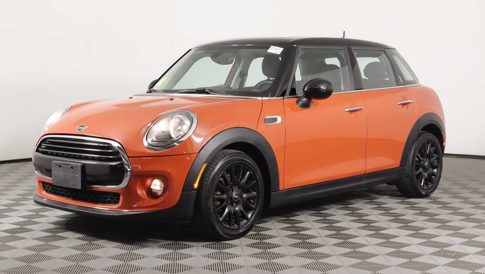 Used 2019 MINI Hardtop 4 Door Cooper Signature Hatchback