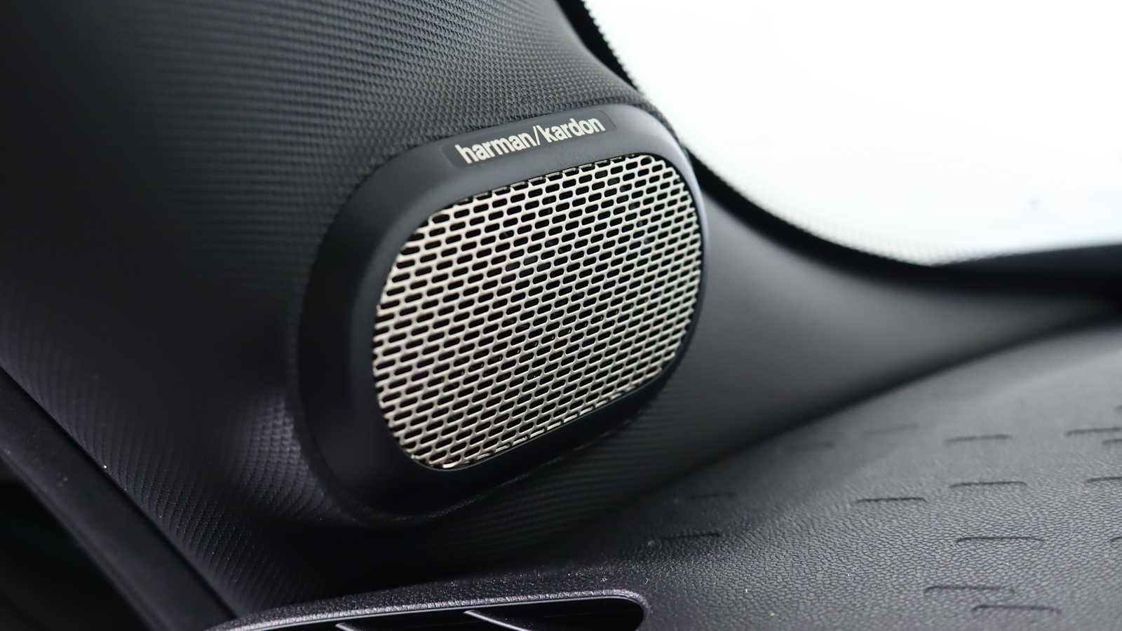 used 2025 MINI Hardtop 2 Door car, priced at $29,821