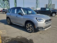 New 2025 MINI Countryman Signature Plus SUV near Boston, MA