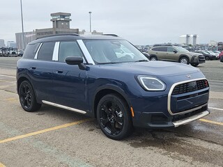 2025 MINI Countryman Iconic SUV