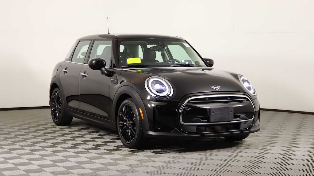 Used 2022 MINI Hardtop 4 Door Cooper Hatchback