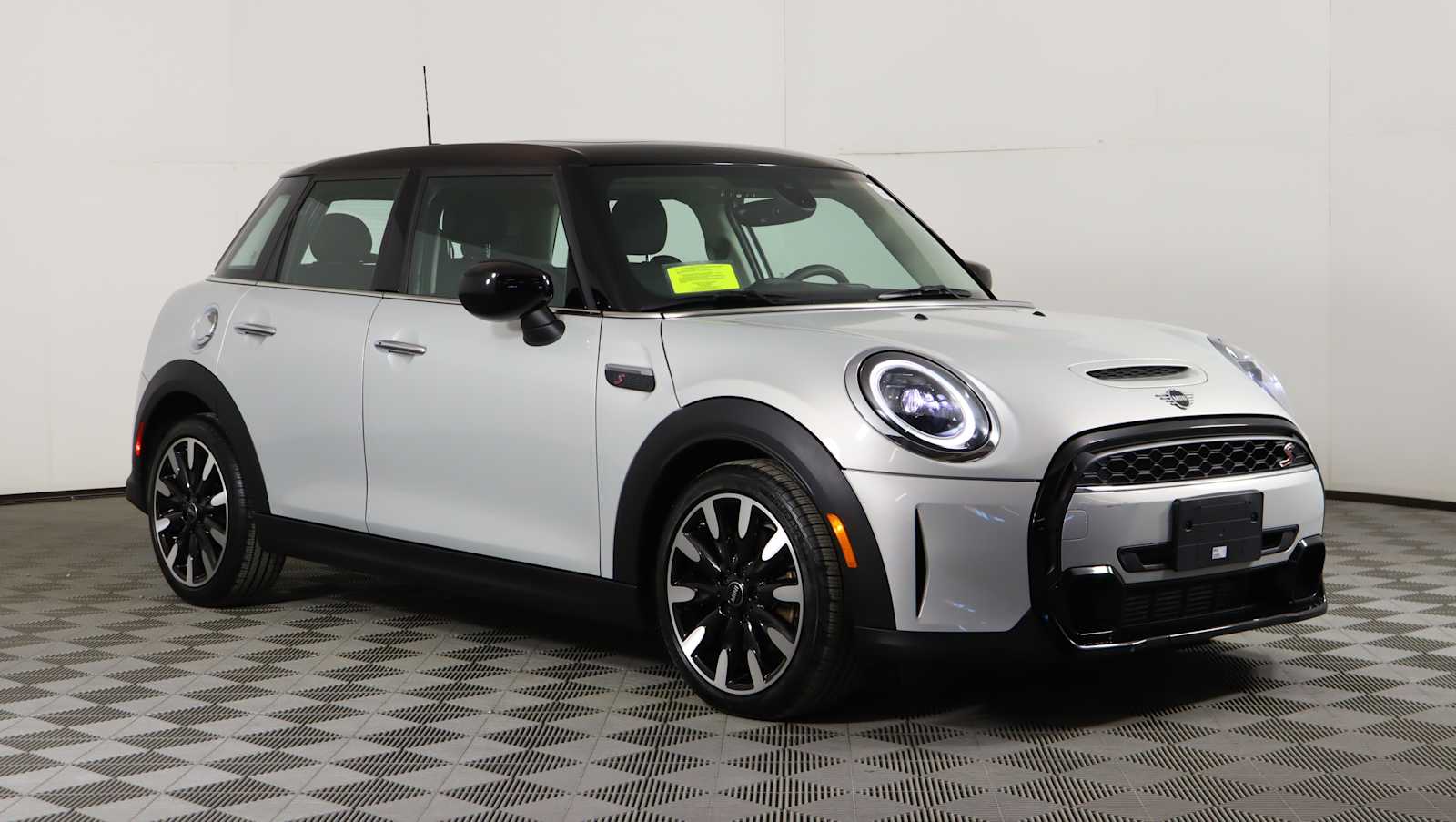 2023 MINI Hardtop 4 Door S