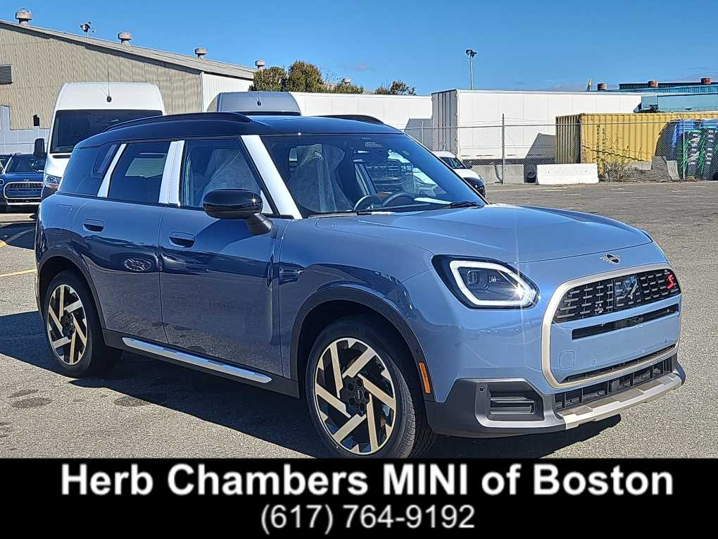 2026 MINI Countryman S's photo