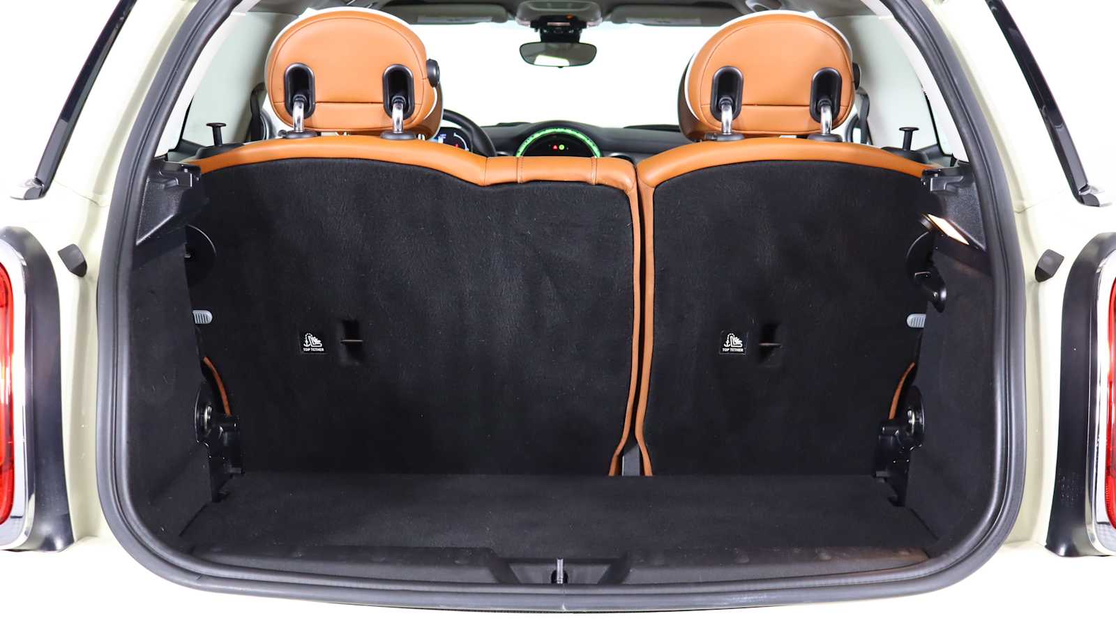 used 2022 MINI Hardtop 2 Door car, priced at $22,080