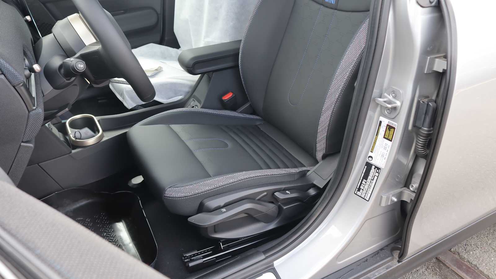 new 2026 MINI 4 Door car, priced at $35,090