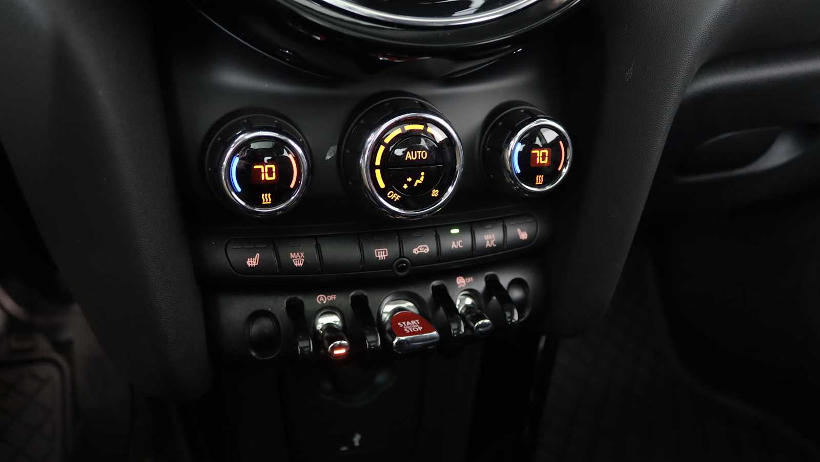 used 2023 MINI Hardtop 2 Door car, priced at $23,878