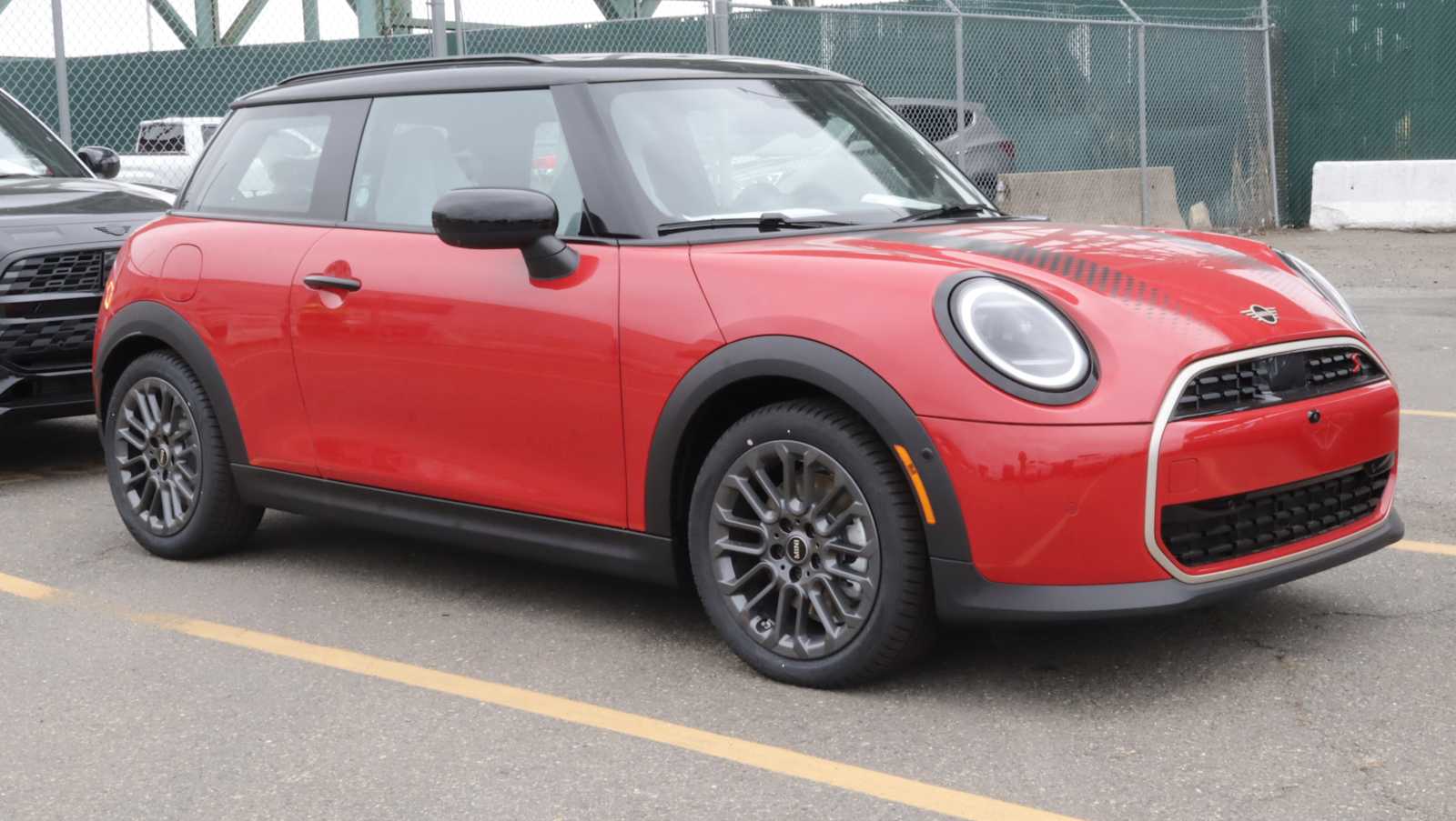 2026 MINI Hardtop Cooper S's photo