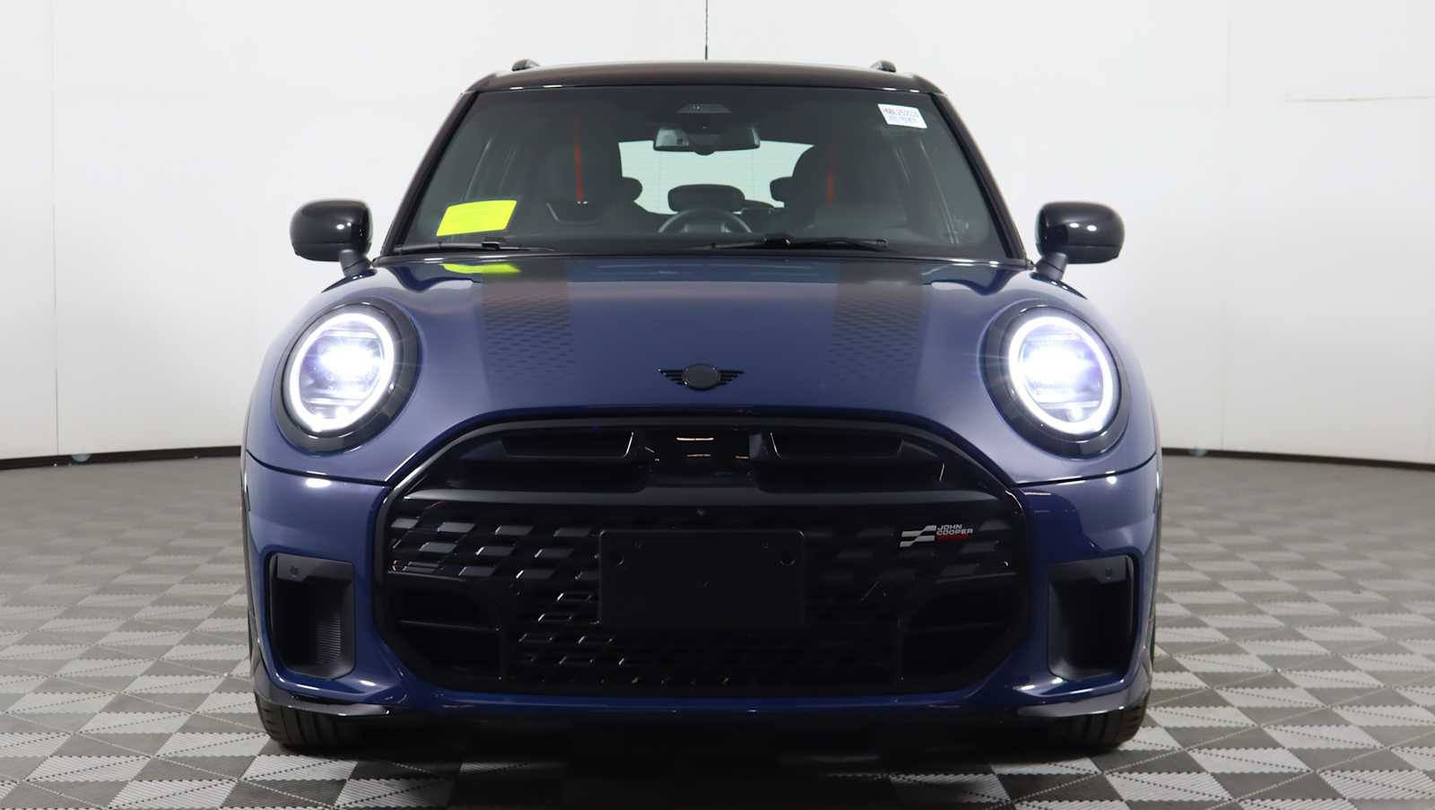 used 2025 MINI Hardtop 4 Door car, priced at $33,038