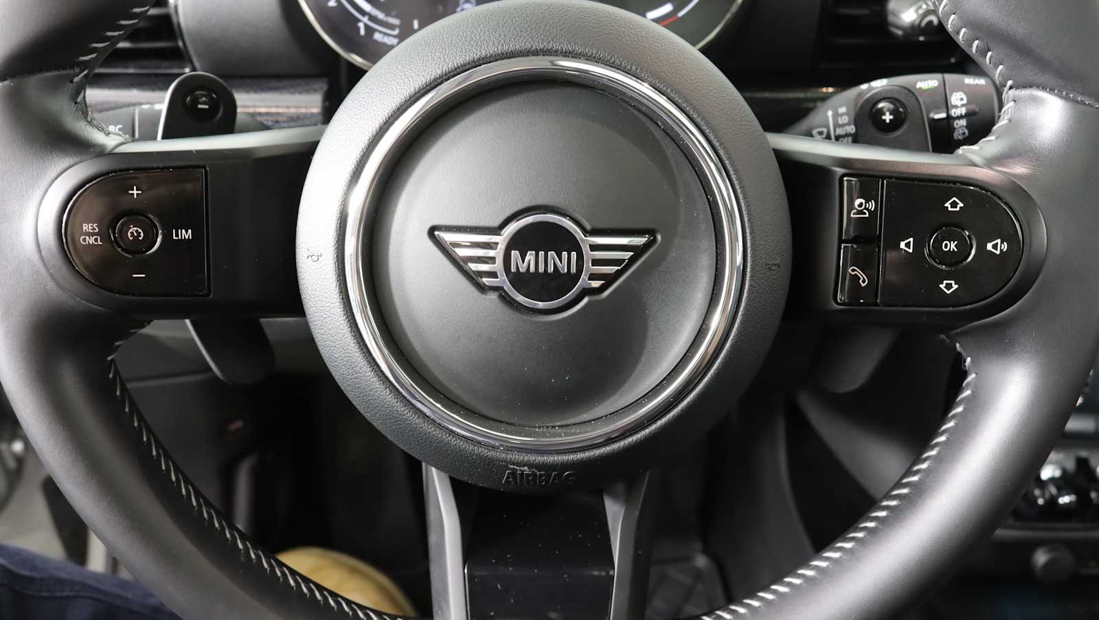 used 2023 MINI Clubman car, priced at $28,636
