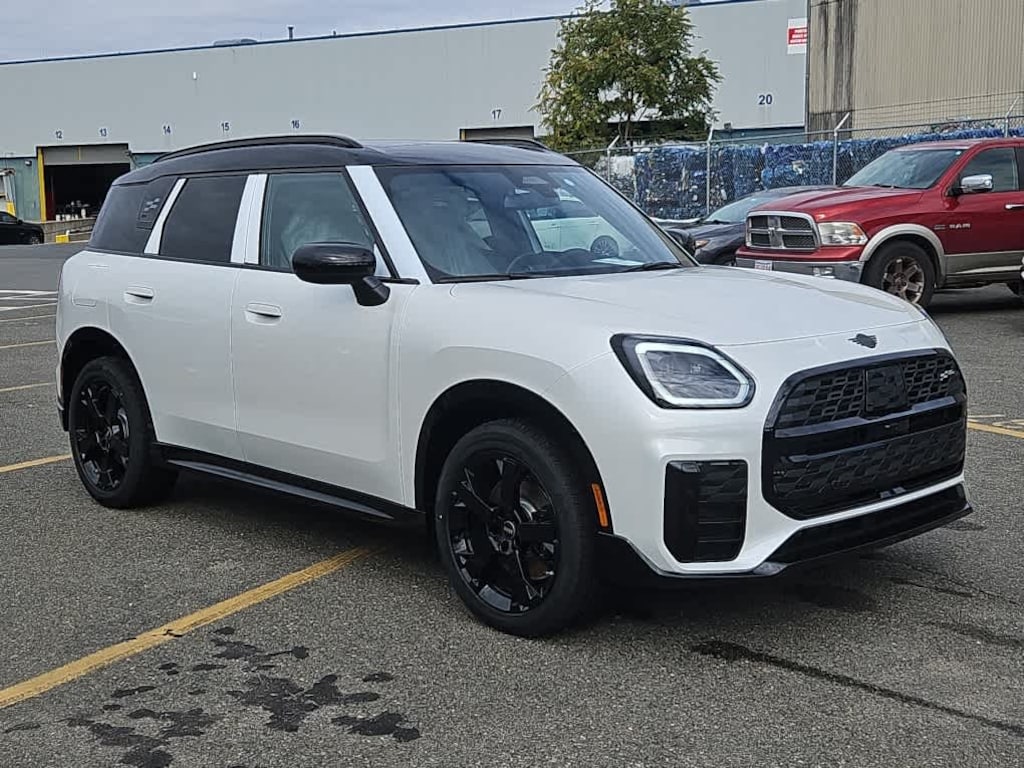 New 2026 MINI Countryman Iconic SUV