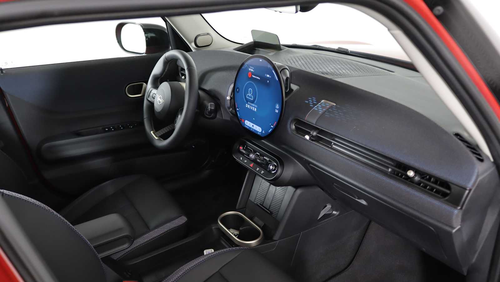 used 2025 MINI Hardtop 4 Door car, priced at $32,550