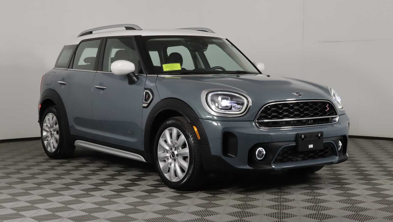 2021 MINI Countryman Cooper S ALL4's photo