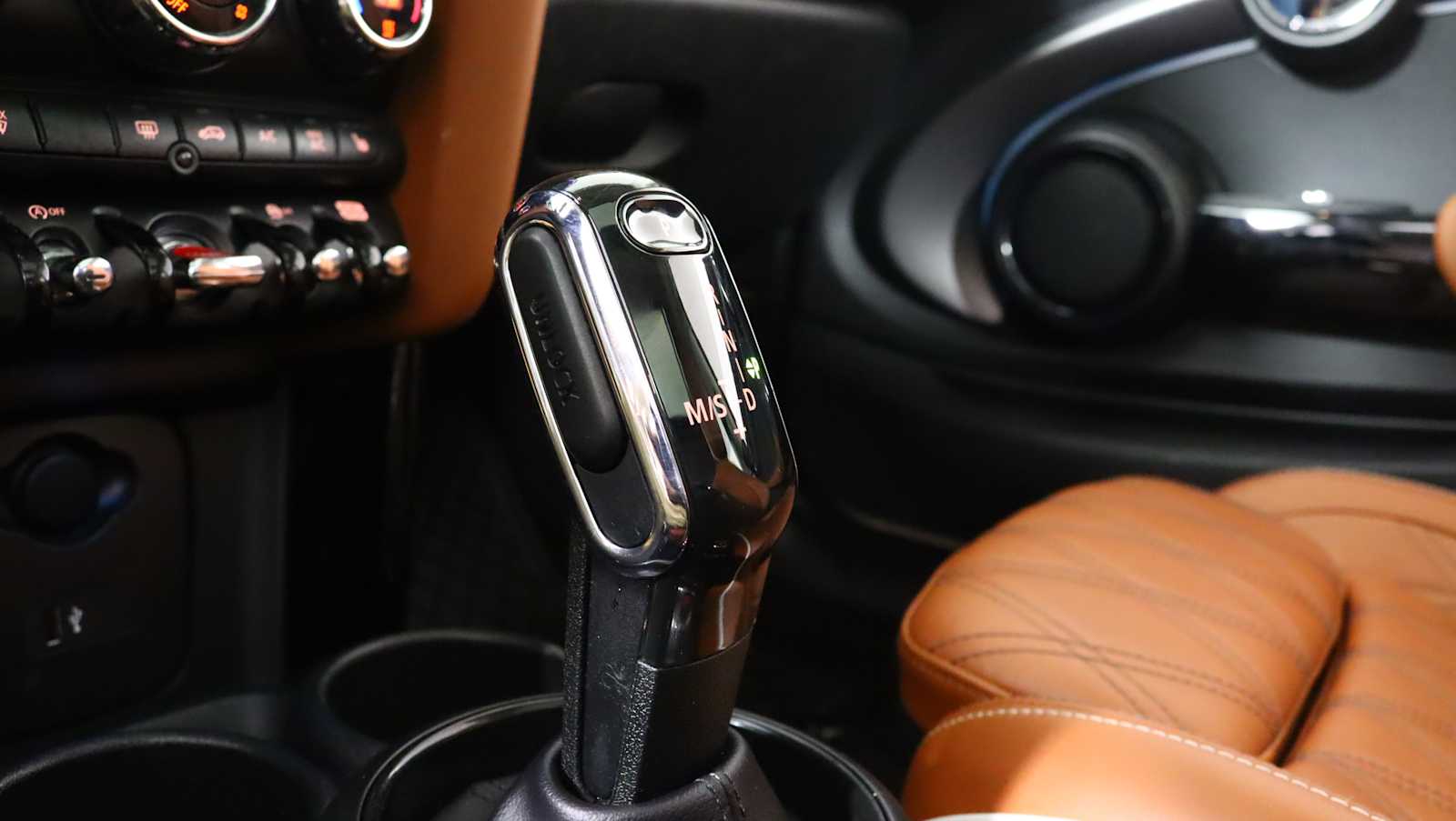 used 2022 MINI Hardtop 2 Door car, priced at $22,080