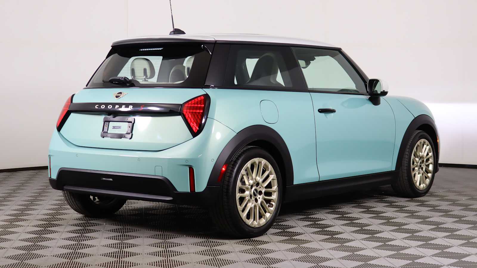 used 2025 MINI Hardtop 2 Door car, priced at $29,821