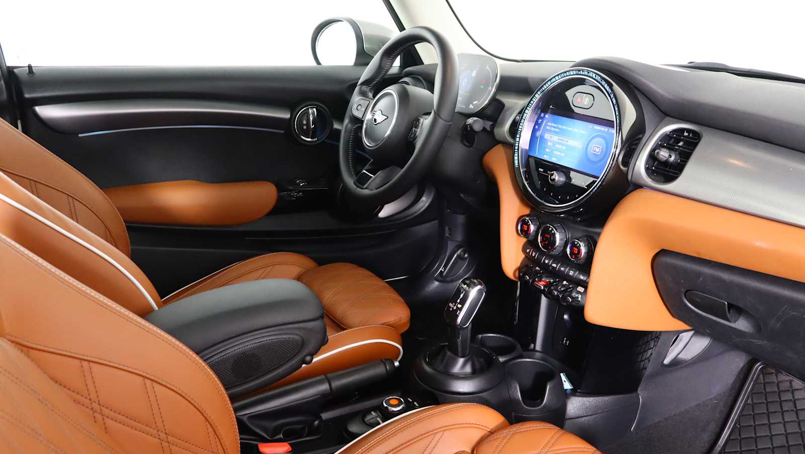 used 2022 MINI Hardtop 2 Door car, priced at $22,080