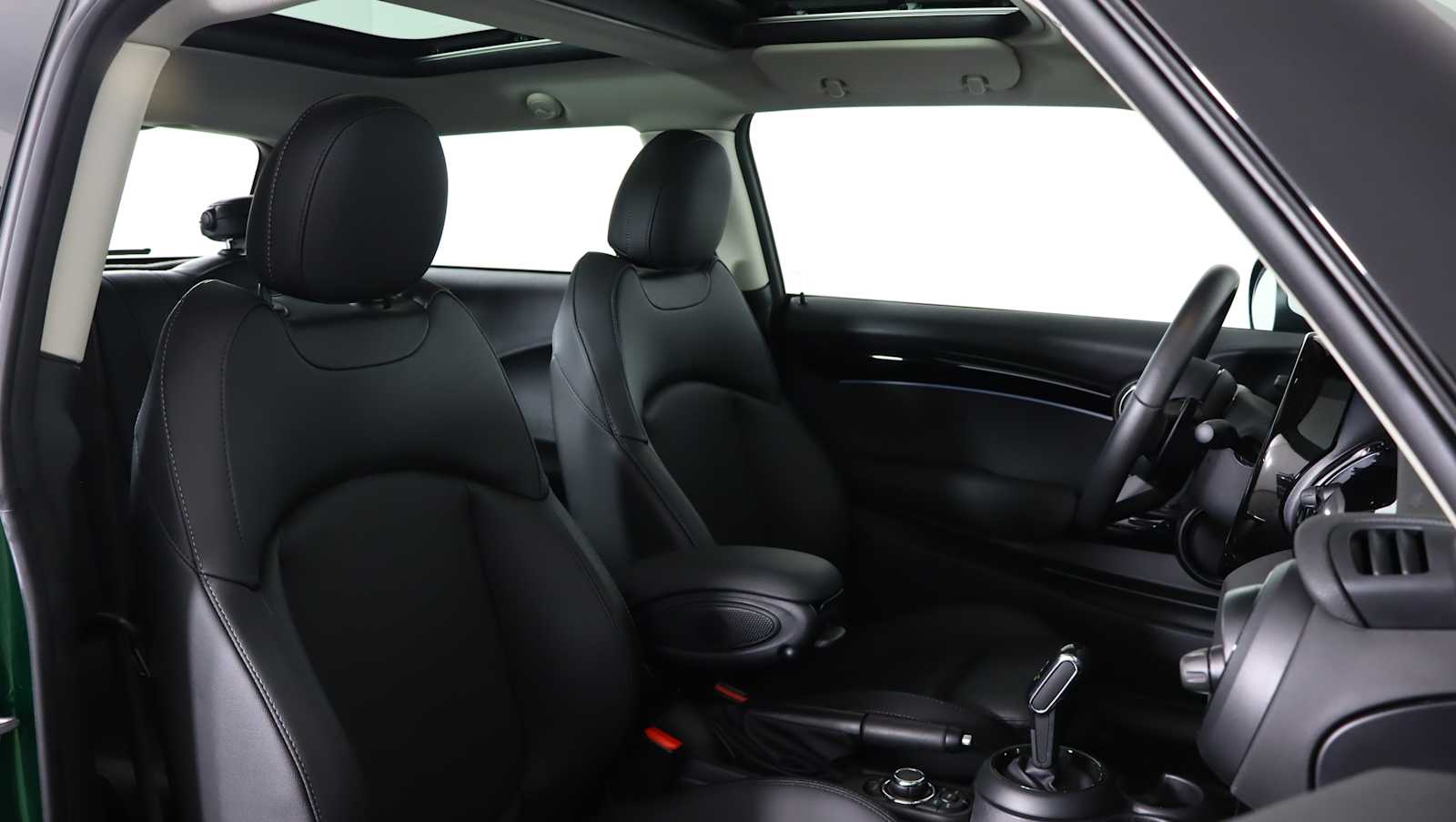 used 2023 MINI Hardtop 2 Door car, priced at $23,771