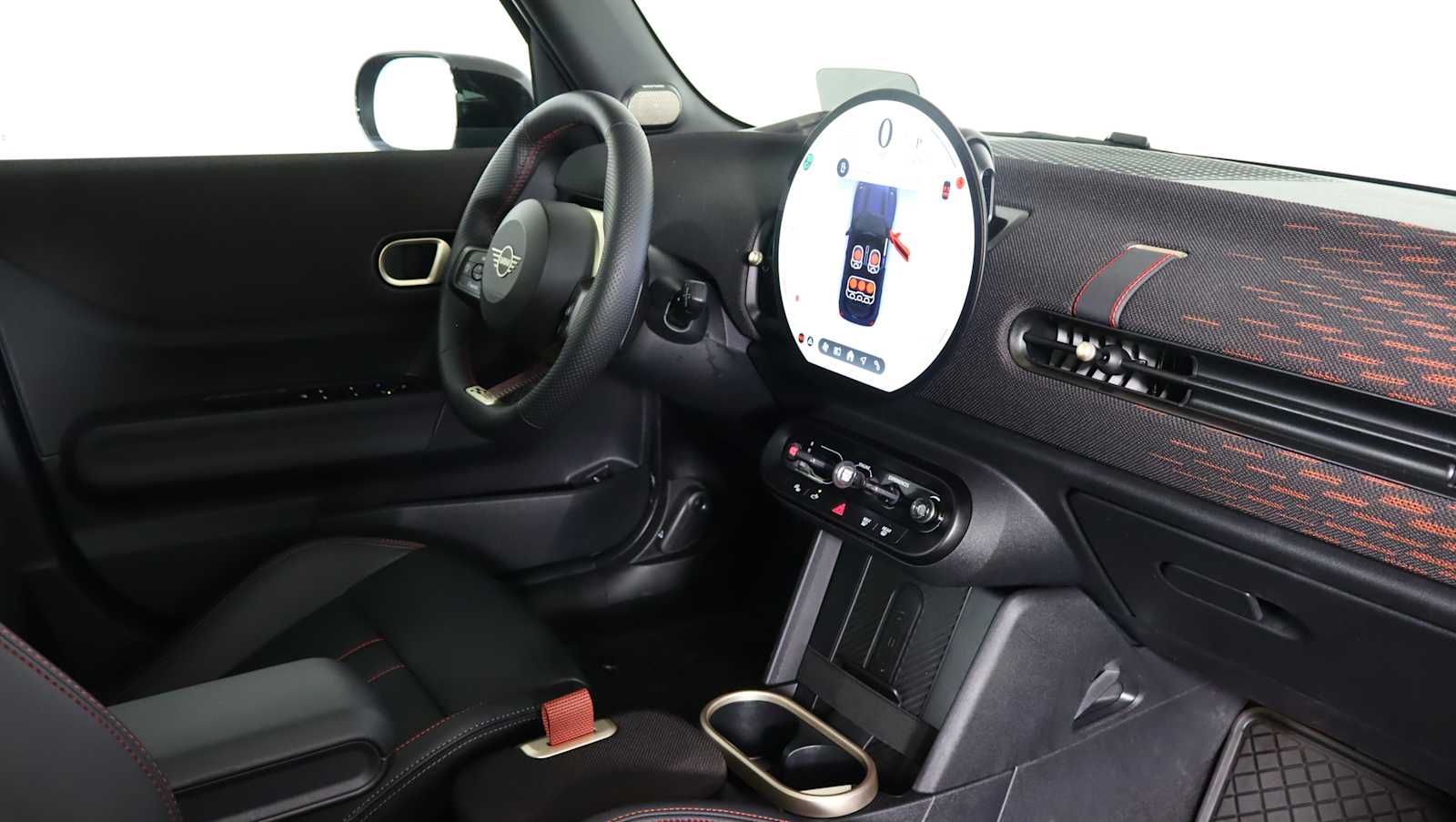 used 2025 MINI Hardtop 4 Door car, priced at $33,038