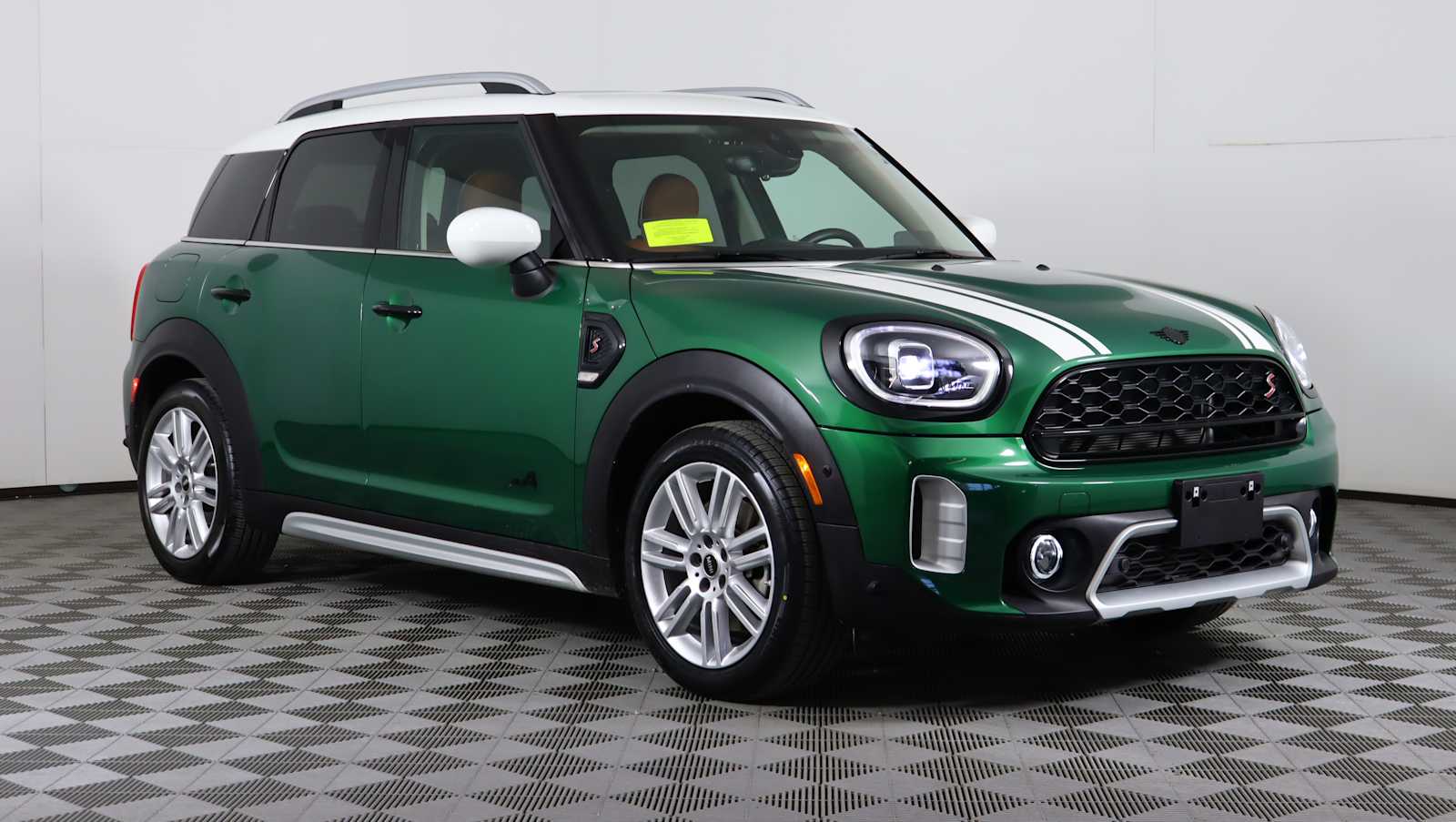 2024 MINI Countryman S's photo