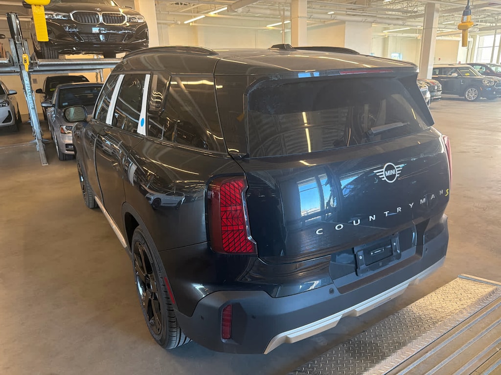 New 2026 MINI Countryman Iconic SUV