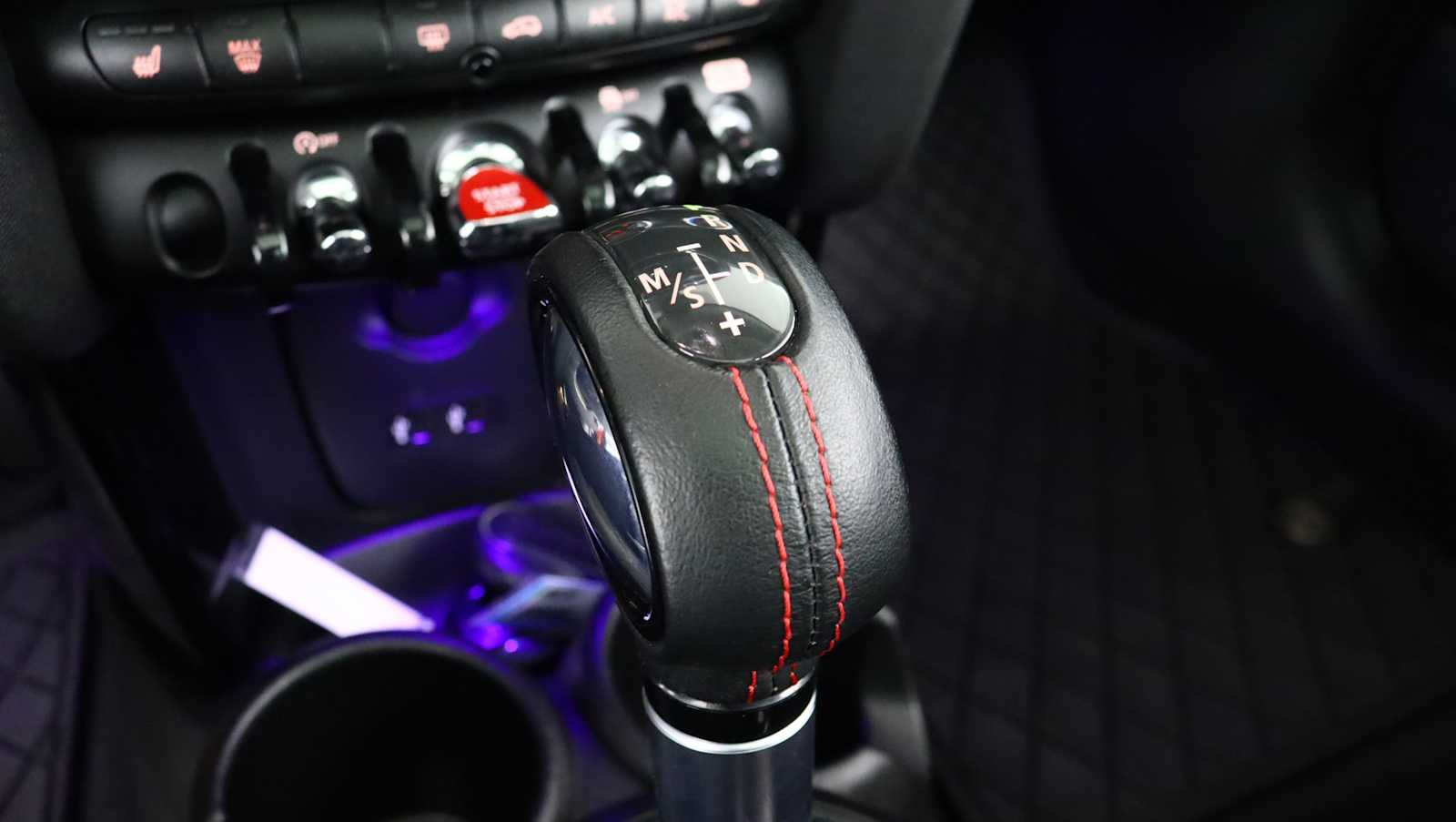 used 2019 MINI Hardtop 2 Door car, priced at $19,036