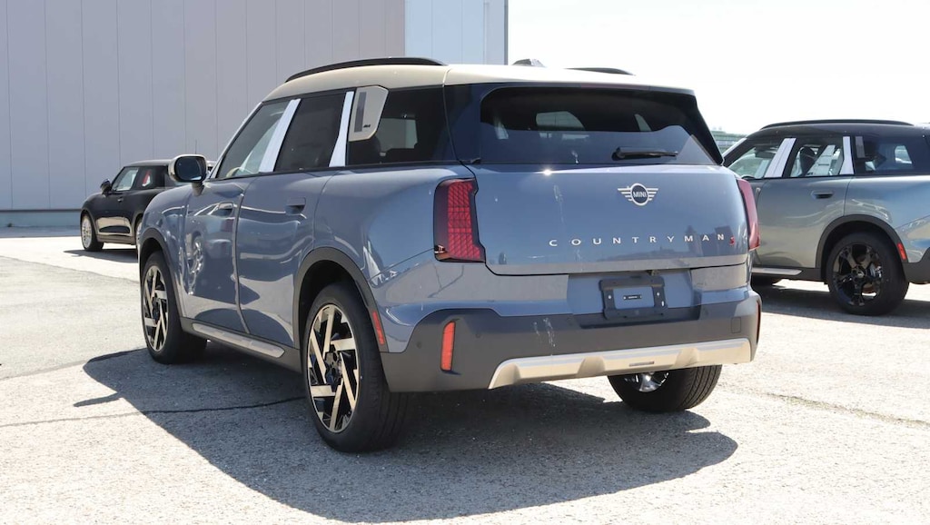 New 2026 MINI Countryman Iconic SUV