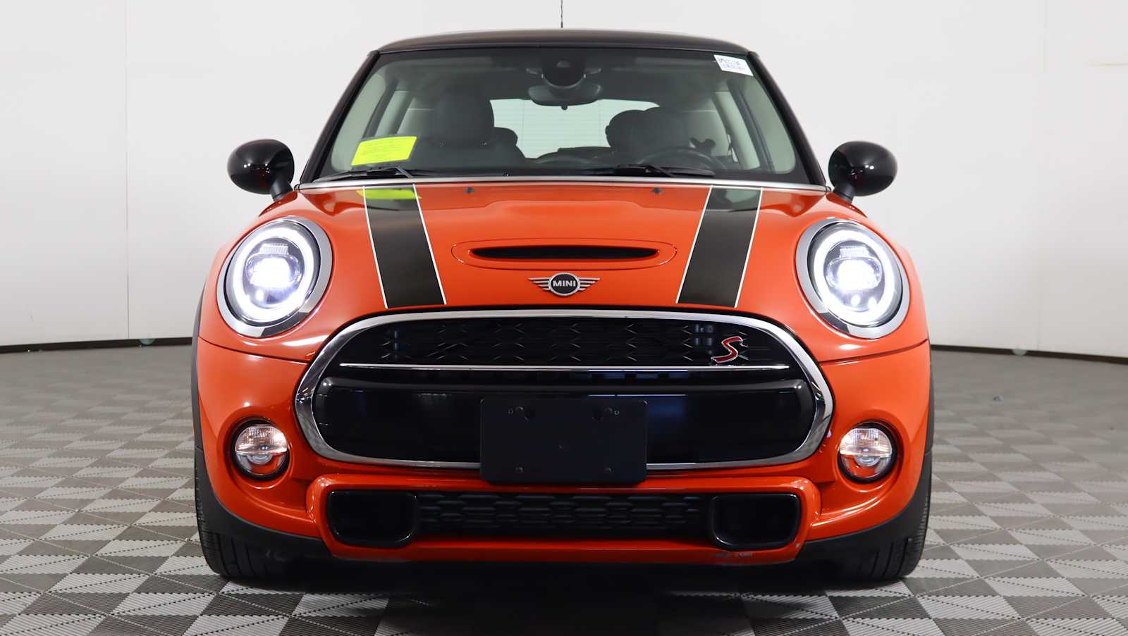 used 2019 MINI Hardtop 2 Door car, priced at $19,036