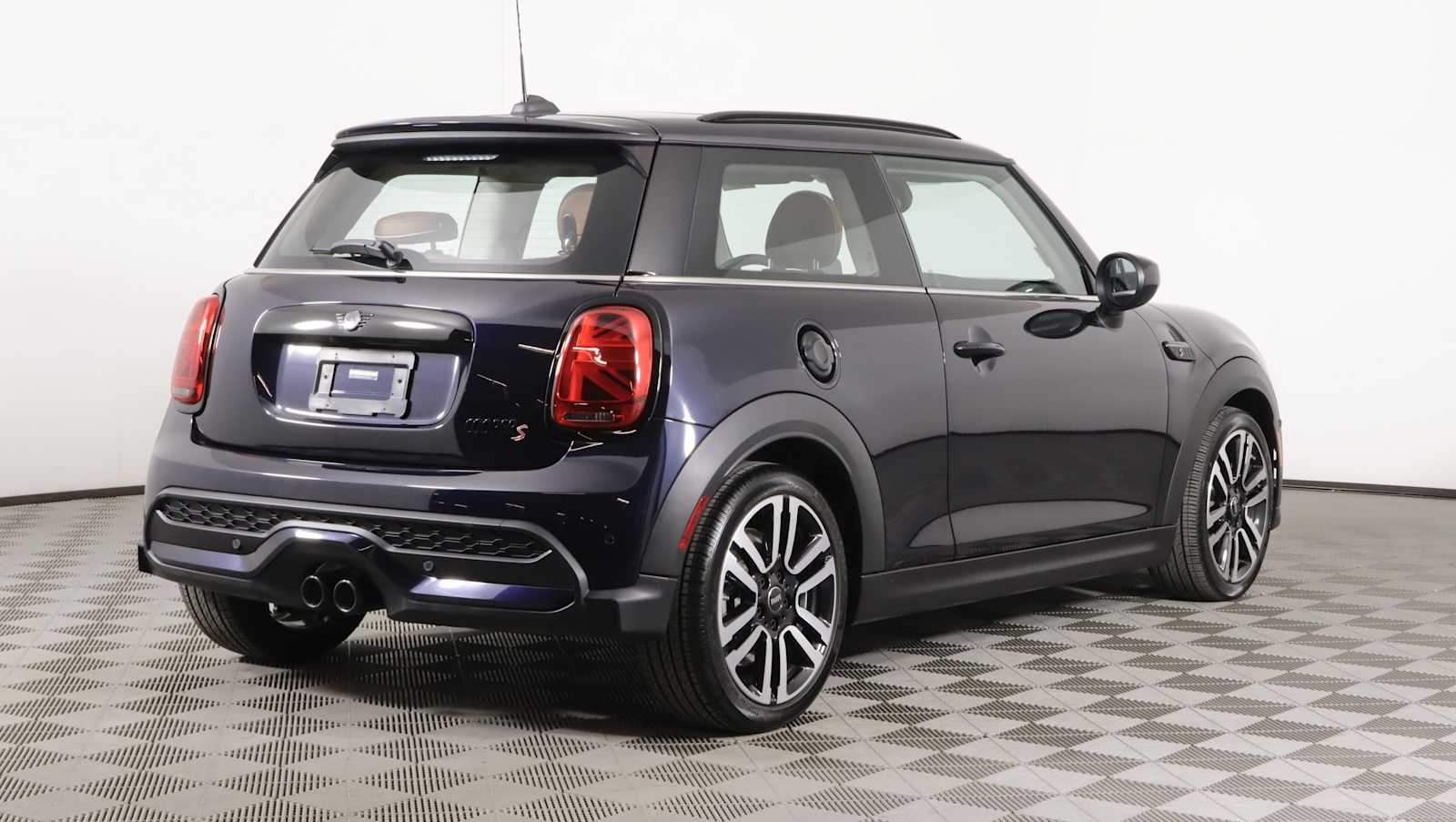 used 2023 MINI Hardtop 2 Door car, priced at $28,761