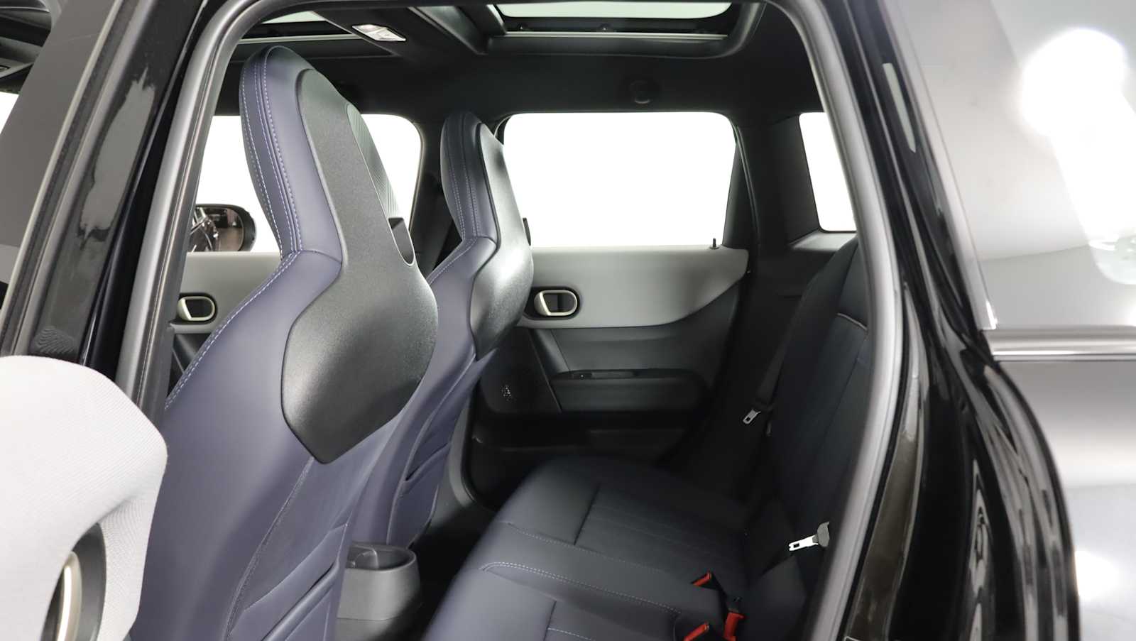 used 2025 MINI Hardtop 4 Door car, priced at $32,798