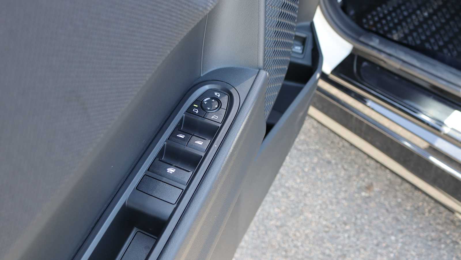 2026 MINI Convertible S - Photo 9