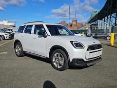 New 2025 MINI Countryman Signature Plus SUV near Boston, MA