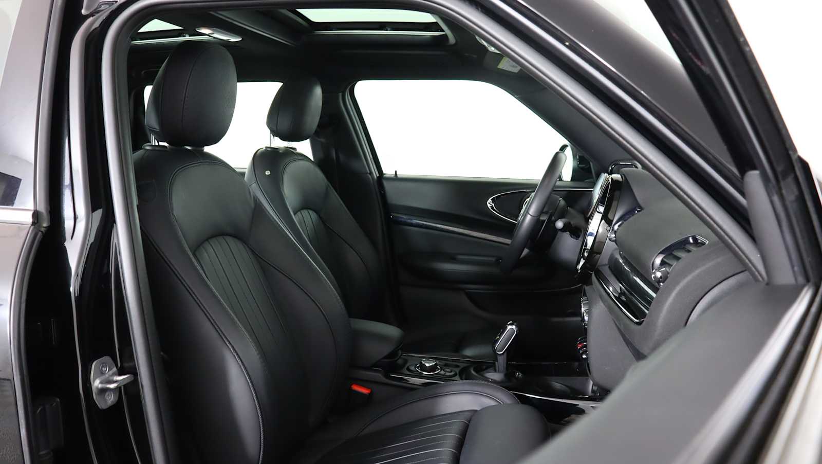 used 2023 MINI Clubman car, priced at $36,751