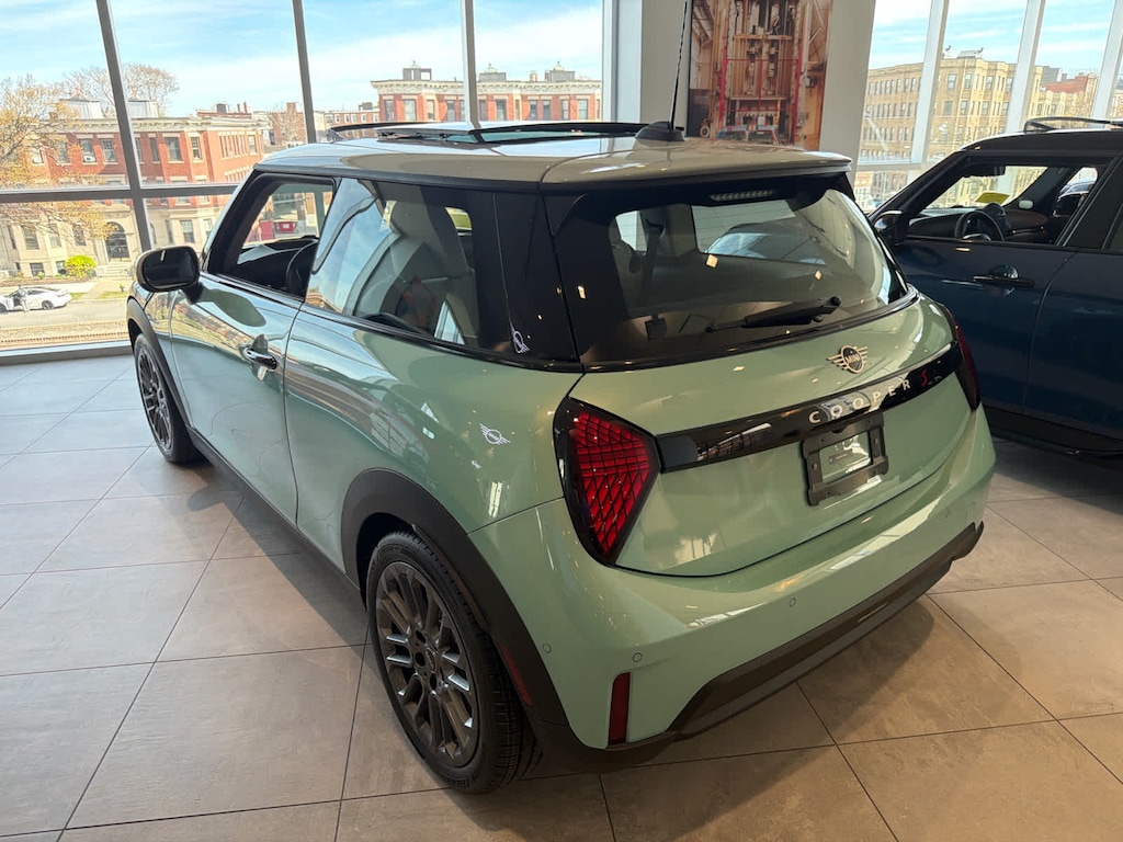 New 2026 MINI 2 Door Signature Plus Coupe