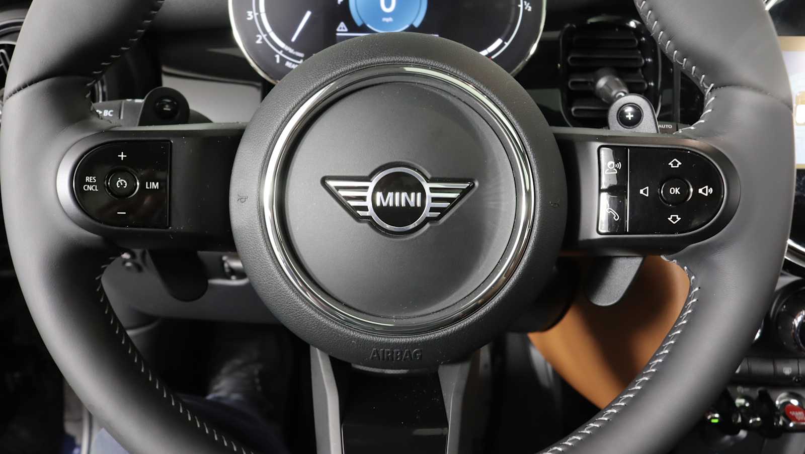 used 2023 MINI Hardtop 2 Door car, priced at $28,761