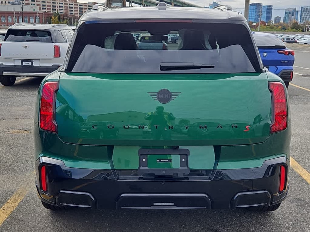 New 2026 MINI Countryman Iconic SUV